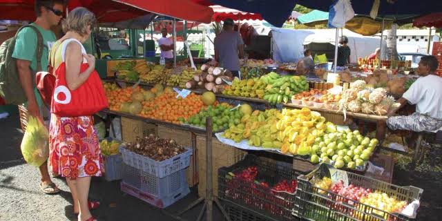 Marché forain de l'Étang-Salé, La Réunion